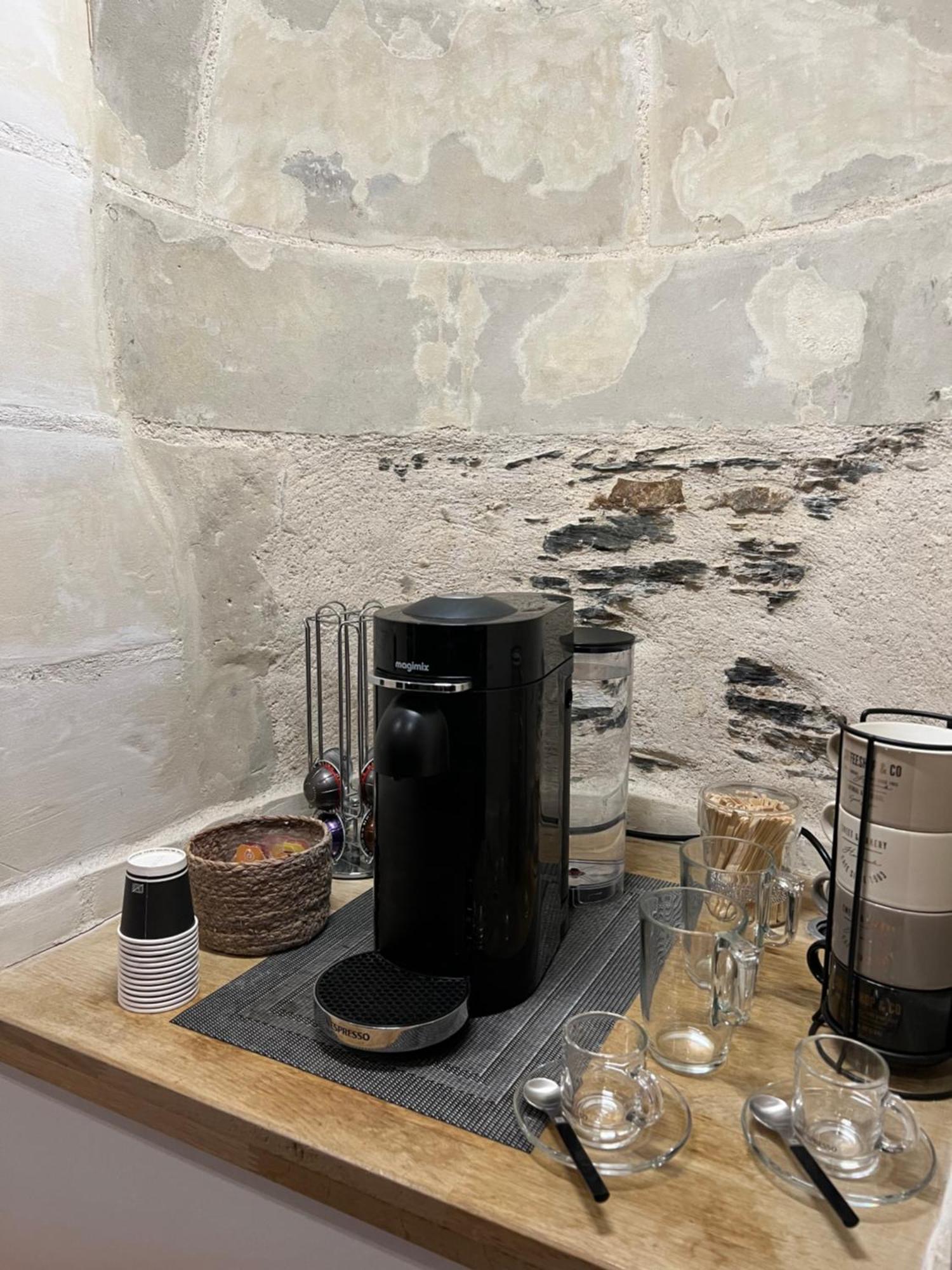 Appartement Avec Jacuzzi Sauna & Home Cinema - Nid D'Angers Exteriör bild